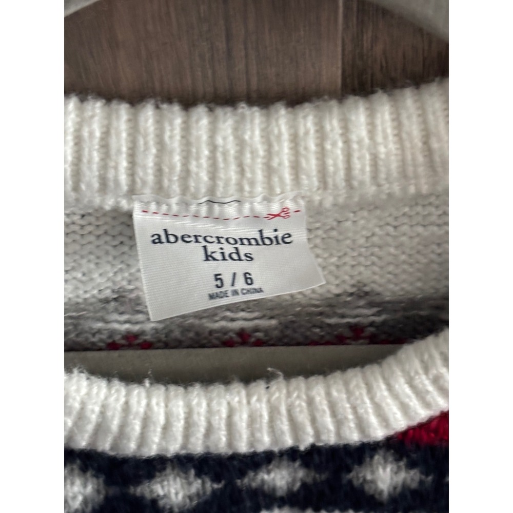 Abercrombie Kids Cream Fair Isle Moose Holiday Sweater Boys Girls Size 5/6 - Picture 3 of 3